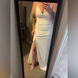 Brand new David’s Bridal ivory dress.